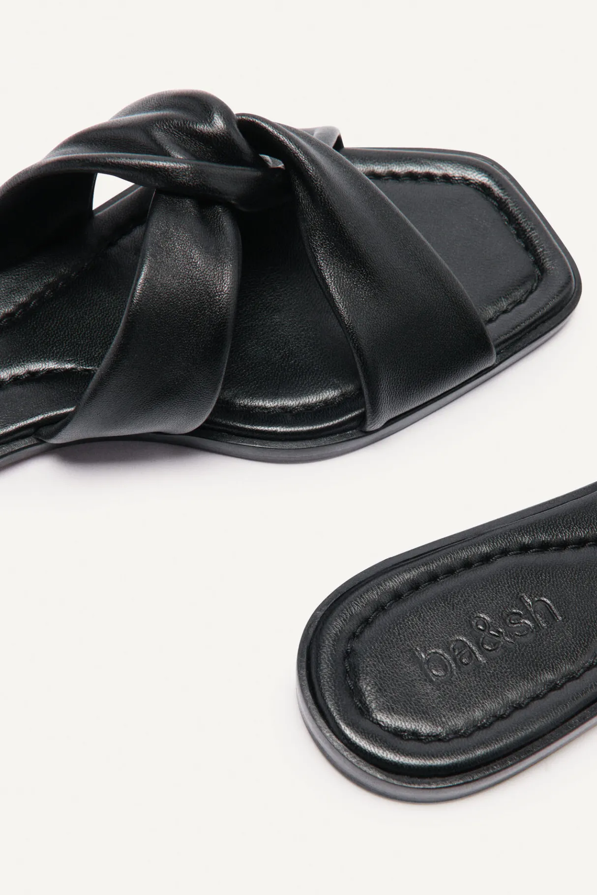 fcapioka_2.webp ba&sh Fcapioka.*Femme Chaussures