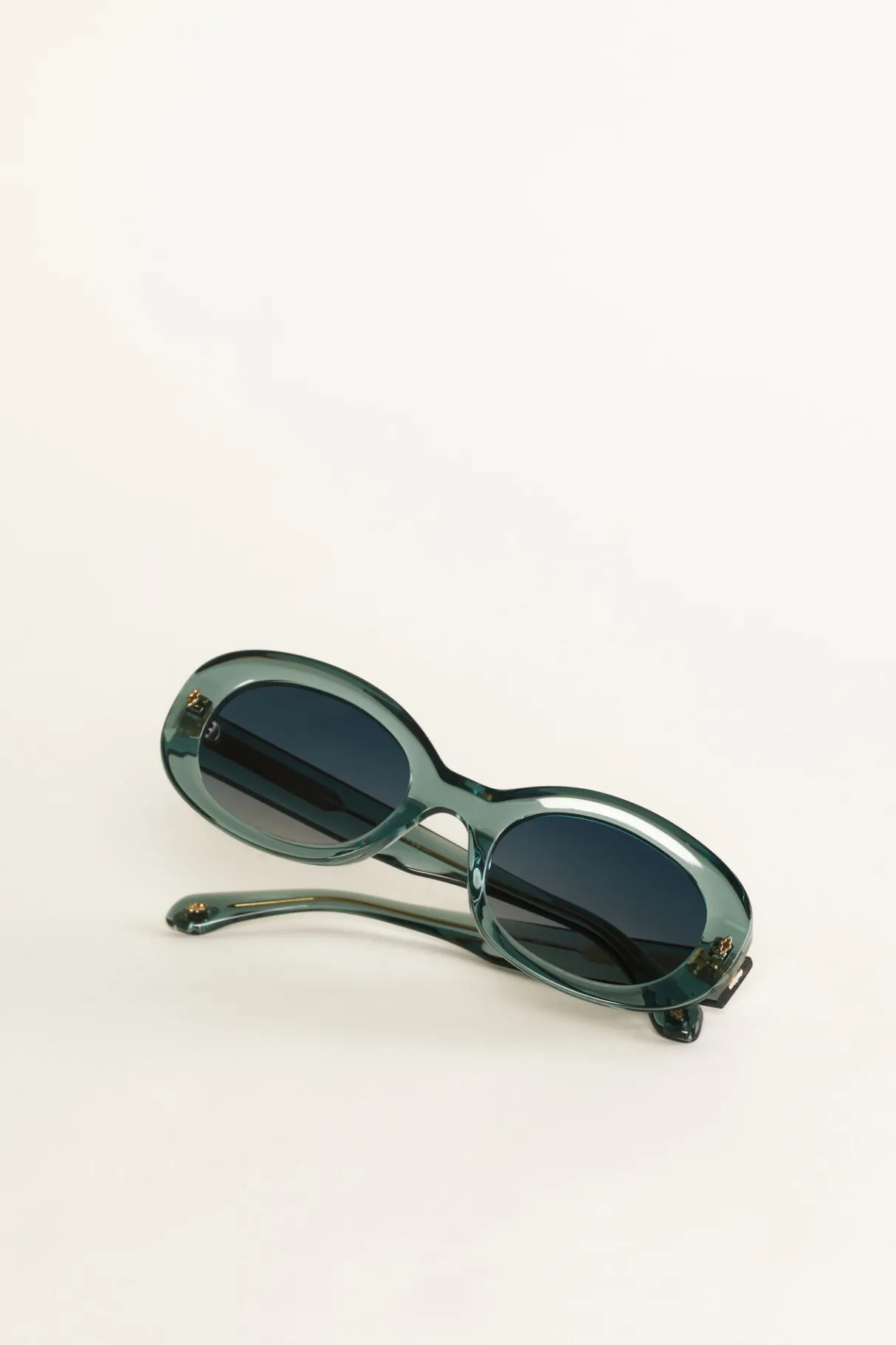 laela_3-1.webp ba&sh Laela.*Femme Lunettes De Soleil