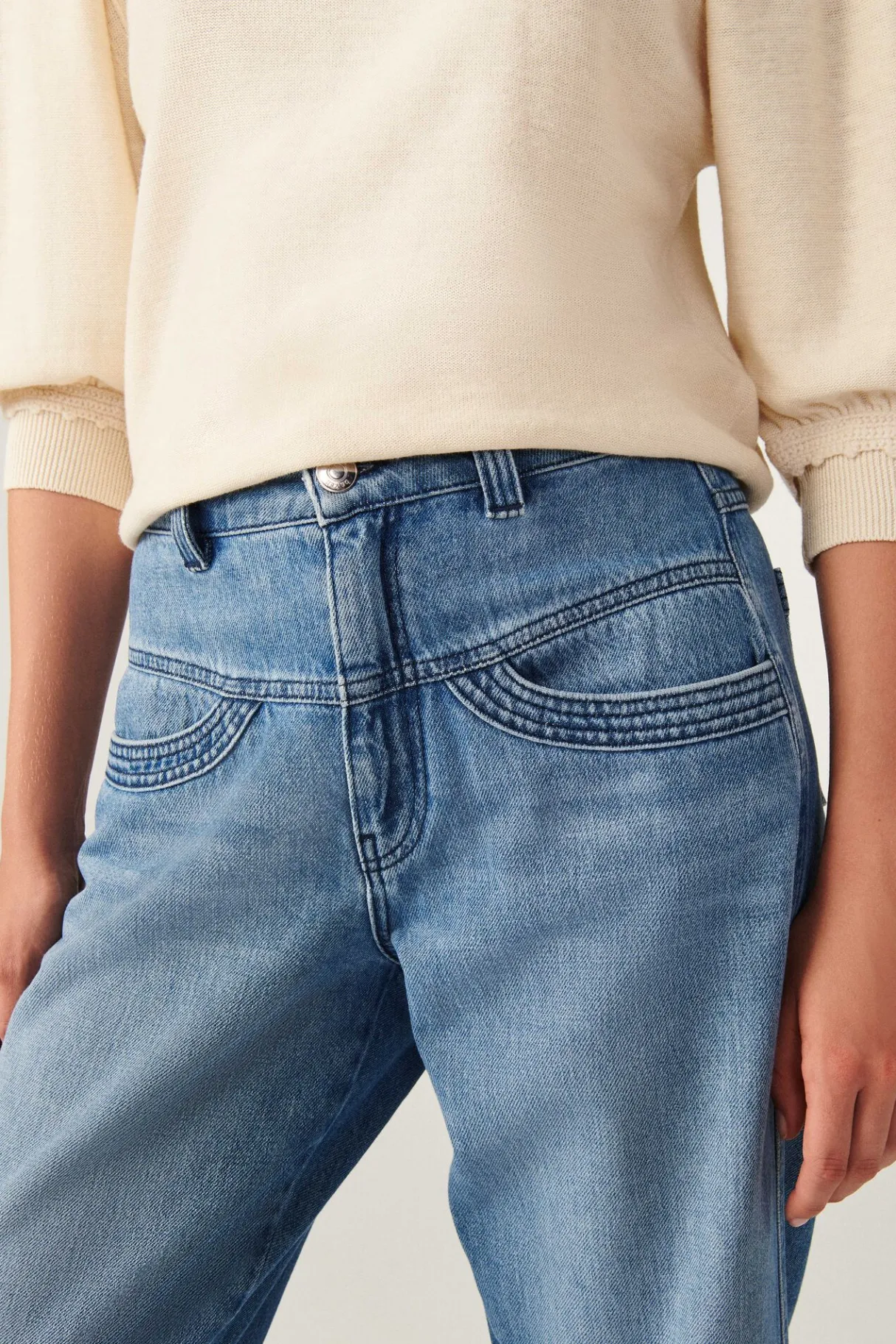 sophia_2.webp ba&sh Sophia.*Femme Denim